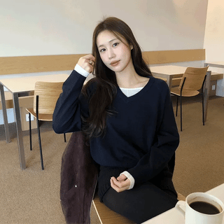 Oven Wool V-Neck Knit -