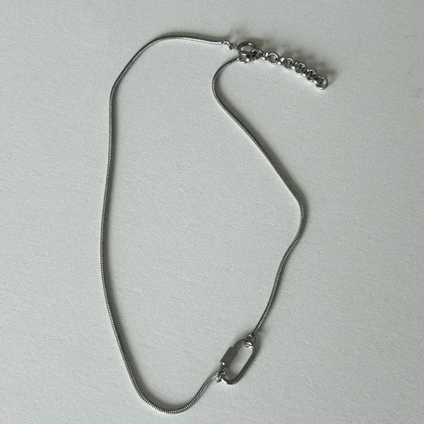 Asymmetrical clip necklace