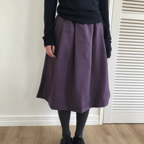 Purin Pintuck Midi Skirt (2 colors)