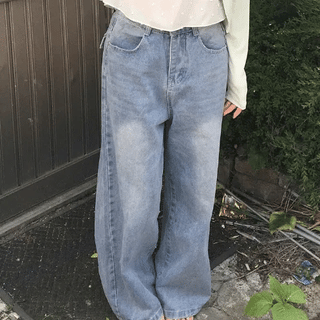 Bez Light Wash Oversized Denim Pants