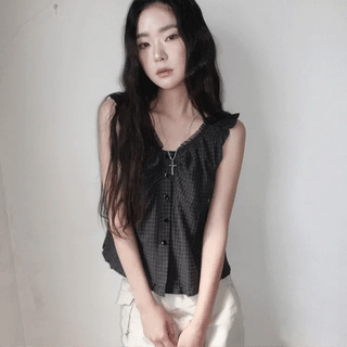 Monteia frill check sleeveless blouse