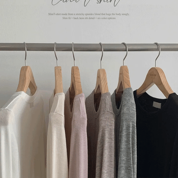 Kana cutout tee