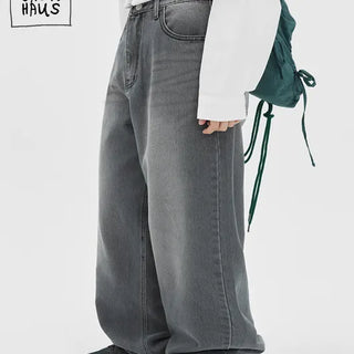 Devo washing denim pants