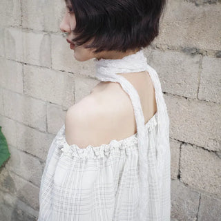 Slim lace tie