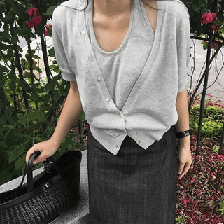 Isigny Halter Sleeveless Layered Tshirt