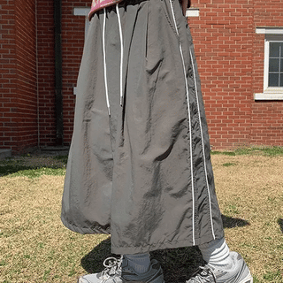 Korete Track Nylon Bermuda Pants