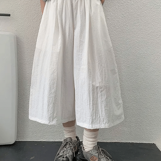 Hisetter Rivet Nylon Banding Bermuda Shorts
