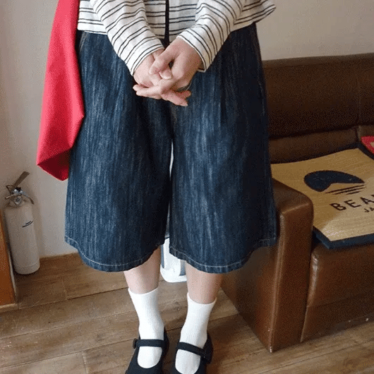 Lahuni Non-Faded Bermuda Pants