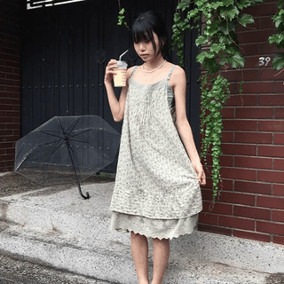 Yoke Vintage Flower Lace Layered Sleeveless Dress