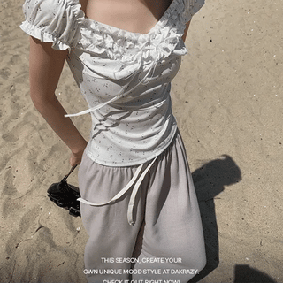 Blooming Frill Off Short Sleeve Blouse