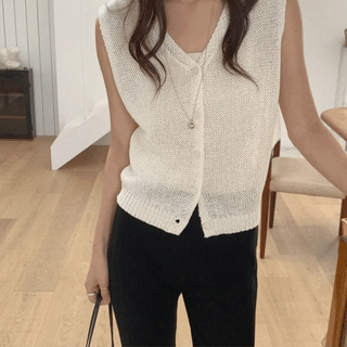 Rowing Knit Vest