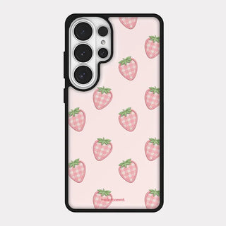 Strawberry Picnic iPhone 18 Pro Galaxy MagSafe Black Bumper Case