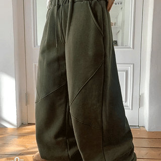 Chunir Elastic Waist Fleece Cut-out Wide Jogger Pants