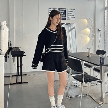 Sugar Cable Knit Color Block