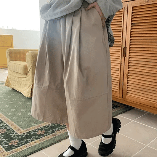 Ryuhini Cotton Cut-out Bermuda Pants