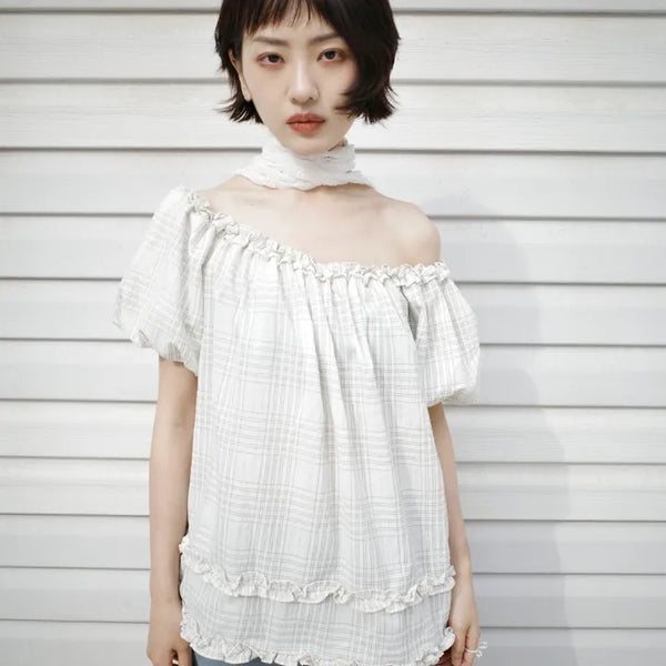 Check double frill blouse