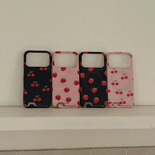 Berry Knit Pattern MagSafe Card Phone Case for iPhone 17 Pro Hard