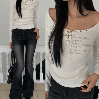 Wendy Loaf Eyelet Lettering T-shirt
