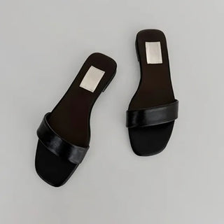 Tudors Daily Straight Slippers