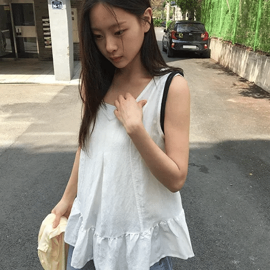 Kahina Layered Frill Sleeveless Blouse