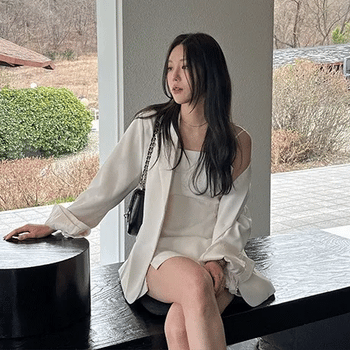 Music sleeveless dress