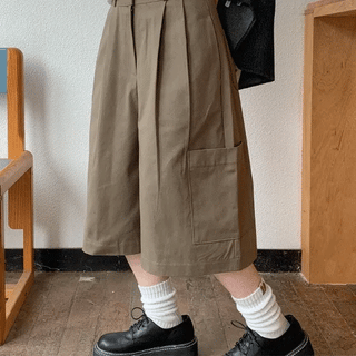 Kilf Pintuck Cargo Bermuda Pants