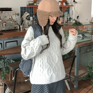 Henble Wool Cable Knit Round Knit