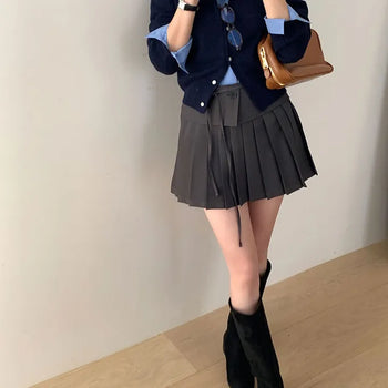 Strap pleated mini skirt