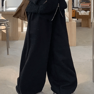 100% Strap Fleece-Lined Jogger Training Pants
