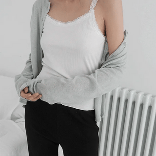 Jeanne Slim Fit Lace Sleeveless Top