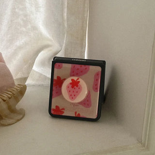 Strawberry Delight Pattern Galaxy MagSafe Zflip Fold 8 Black Bumper Phone Case