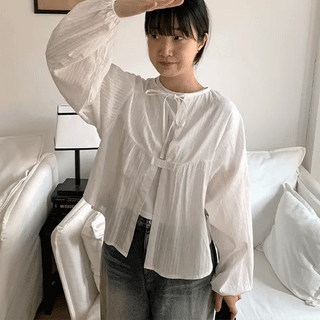 Auku Two-Way Ribbon Blouse