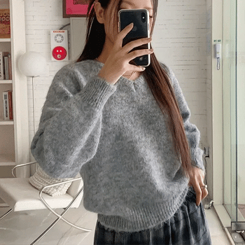 Color Brushed Wool V-Neck Knit