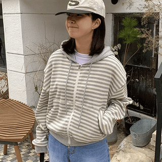Yonoki Striped Crop Zip-Up Hoodie
