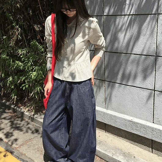 Maroon side button wide denim pants