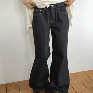 Ismi Non-Faded Wide Bootcut Denim Pants