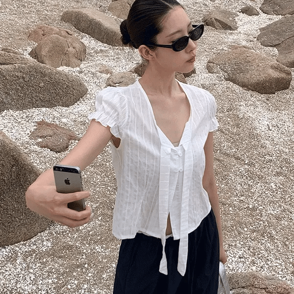 Bubble Puff Short Sleeve Blouse