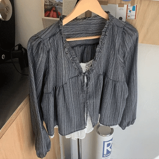 Slow-in Stripe Frill Ribbon Layered Blouse