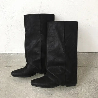 Shirred Wide Boots