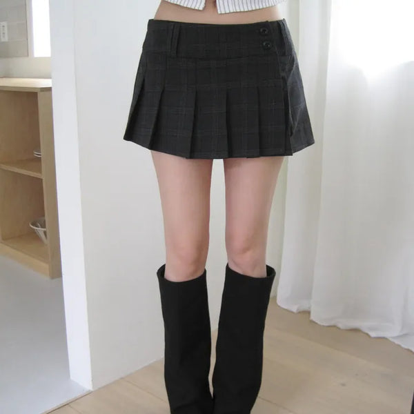 Two-button check pleated mini skirt