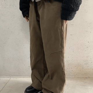 Hugin Cut Cotton Balloon Wide Pants