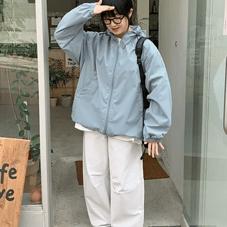 Chikuwa Two-Way String Hooded Wind Jumper