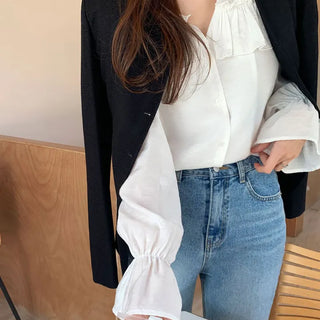 frilled loose blouse