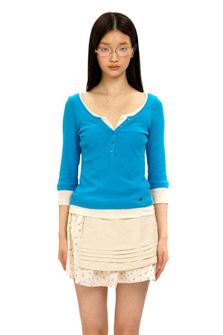 [Moromoro2] Layered Henley Top with Contrast  Trim
