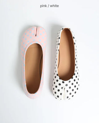 Dot Tabi Flat Shoes