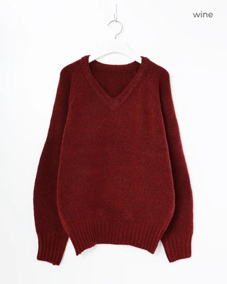 V-neck basic knit