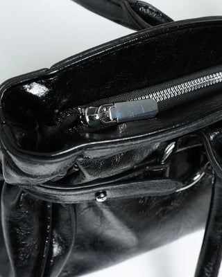 Square buckle shoulder bag
