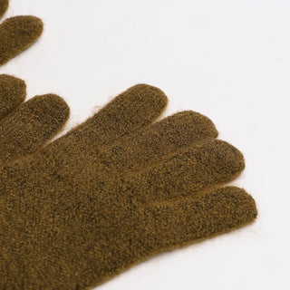 Finger hole label point gloves