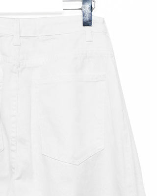 Balloon-fit pants with side pleats