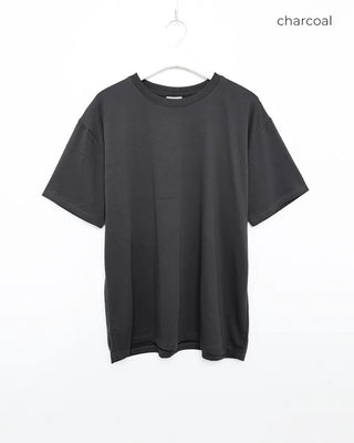 Basic short-sleeved T-shirt
